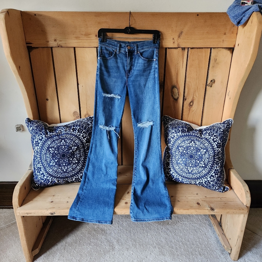 Express High Rise Flare Distressed Womens Jeans Denim Blue Size 2